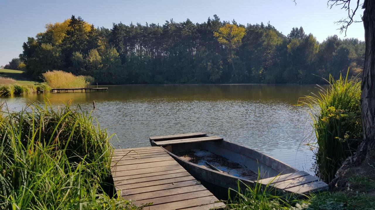 Stawy U Sikory - Dom Rybak - Agroturystyka I Lowisko Nowa Wies  Exteriér fotografie